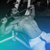 Βάρη και χρόνος υπό πίεση. Γιατί 12 επαναλήψεις δεν φτιάχνουν πάντα όγκο